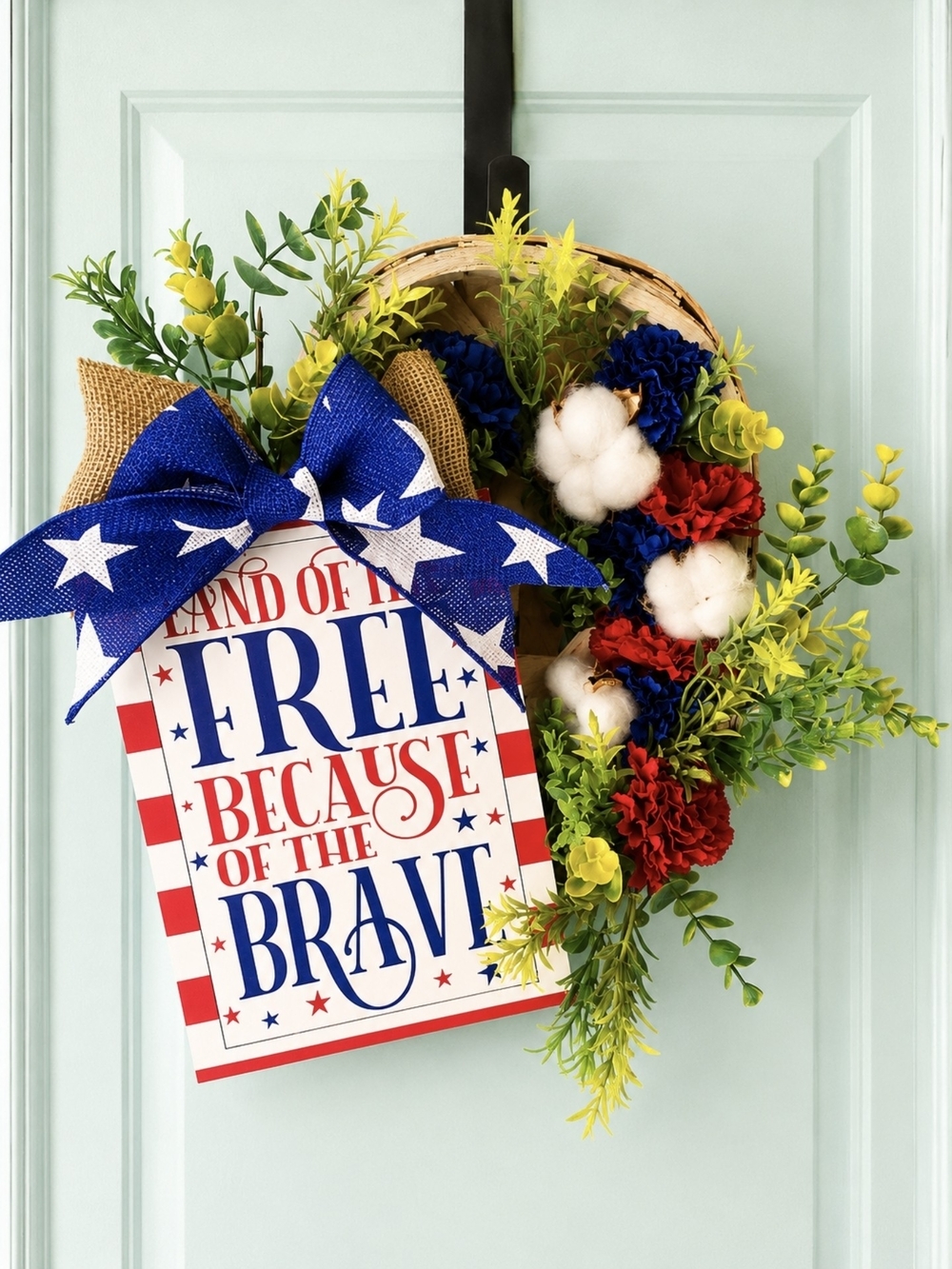 Patriotic "Land of the Free Because of the Brave" Tabacco Leaf Wreath